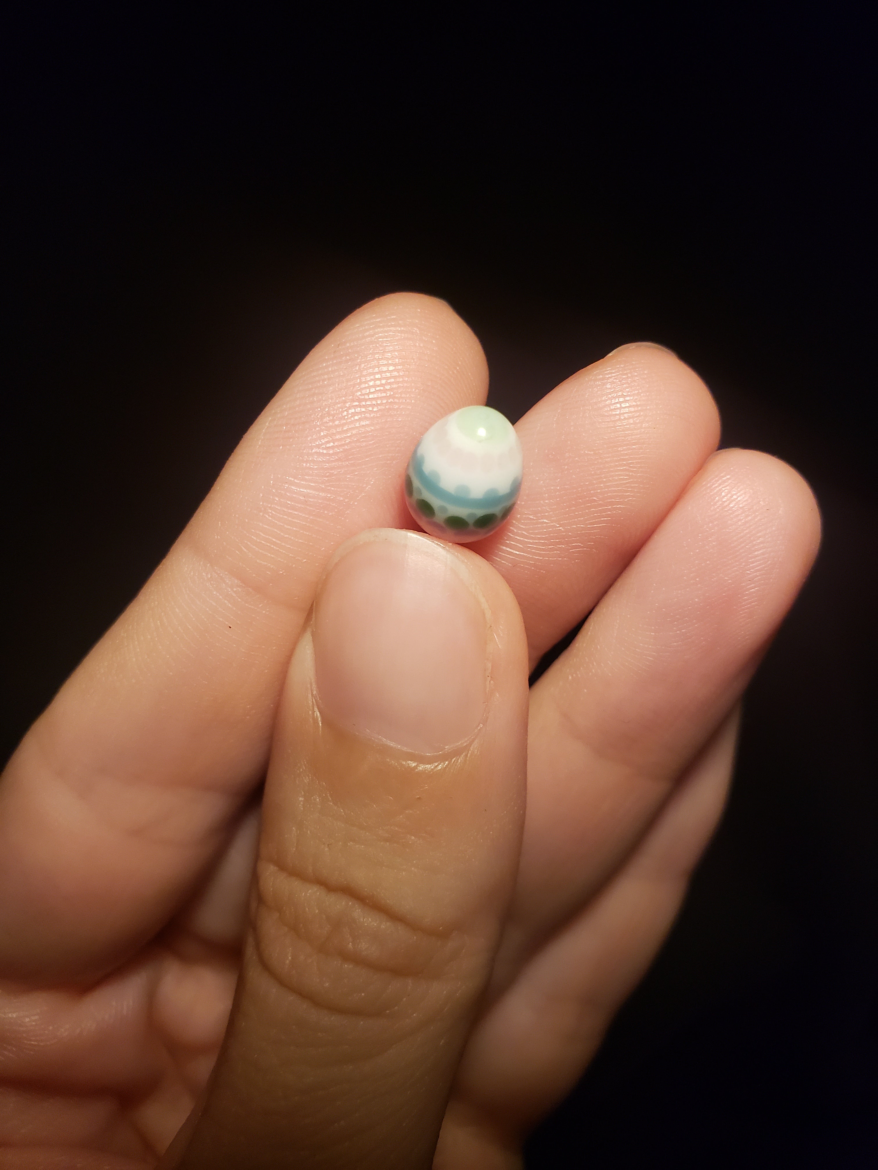 Easter egg pearl